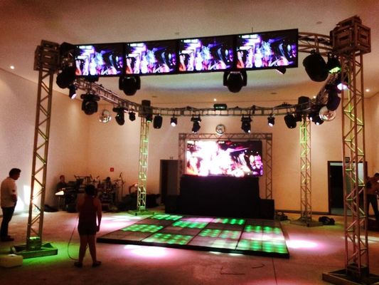 ดิจิตอล P4 เช่าจอแสดงผล LED แบบไร้สายควบคุม / WiFi สำหรับความบันเทิง