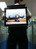 มือถือซูเปอร์มาร์เก็ต 22 &quot;กระเป๋าเป้สะพายหลัง Digital Advertising แสดง / ป้าย Digital Outdoor